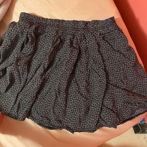 Brandy Melville mini skirt flowy